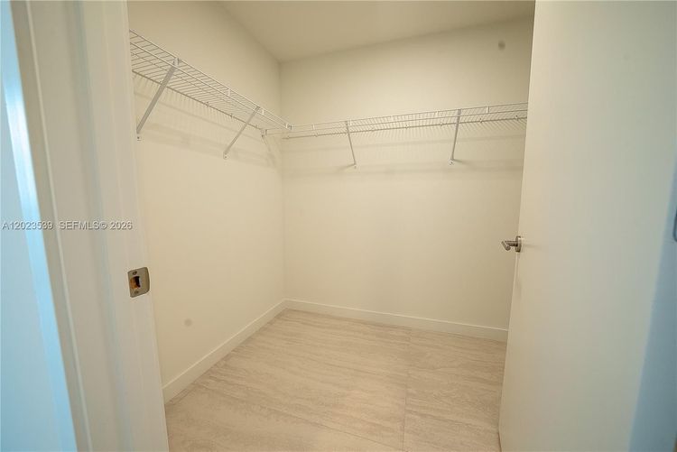 Unit 2203