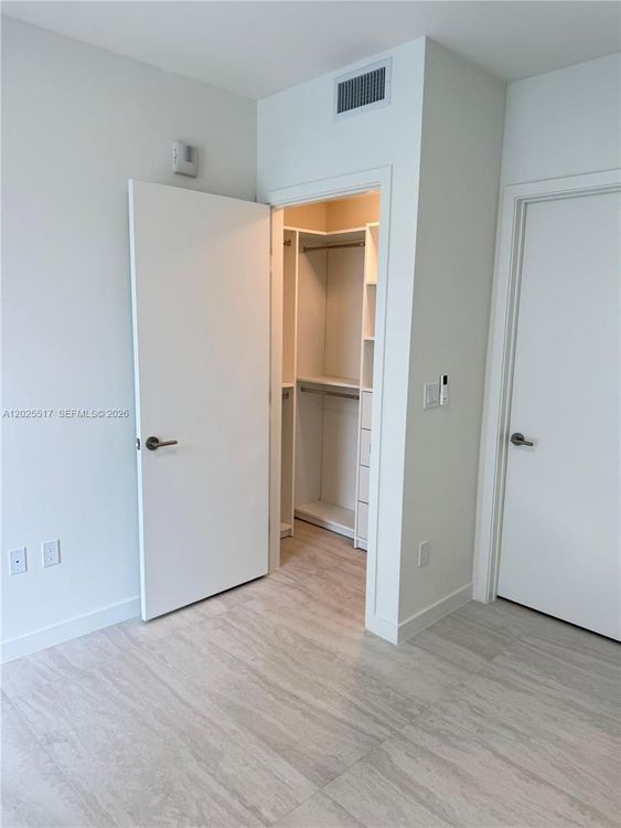 Unit 2307