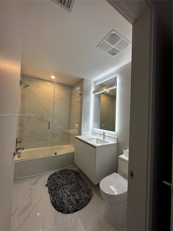 Unit 2206