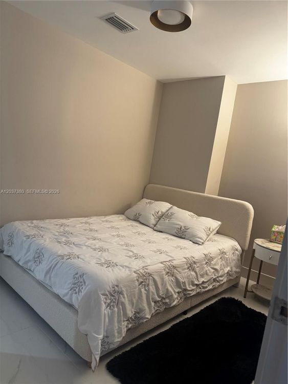 Unit 2206
