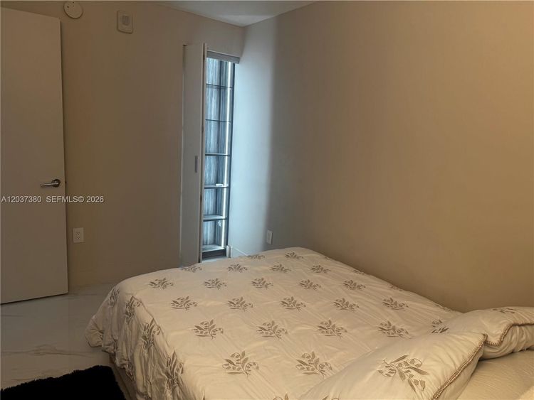 Unit 2206