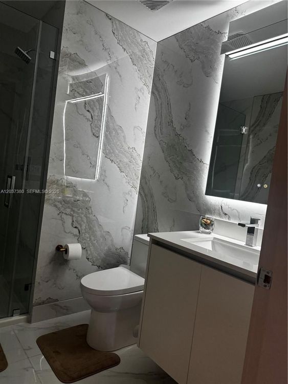Unit 2206