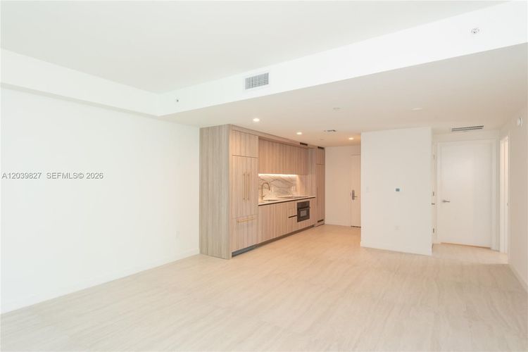 Unit 3206