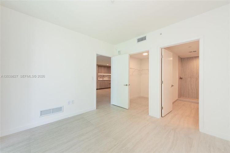 Unit 3206