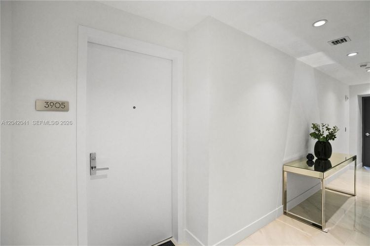 Unit 3905