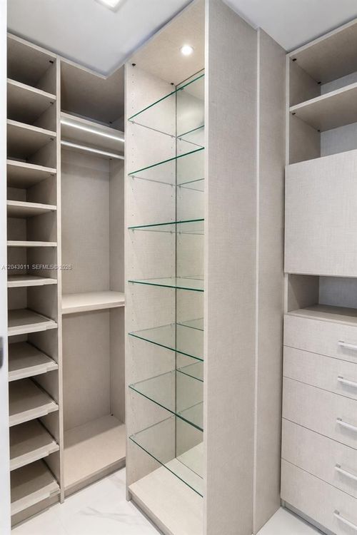 Unit 1004