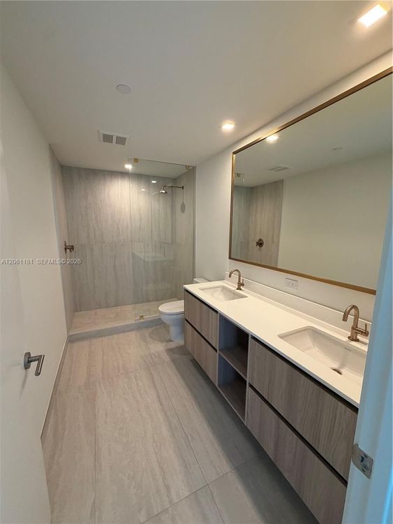 Unit 2106