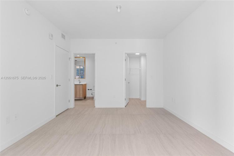 Unit 2205