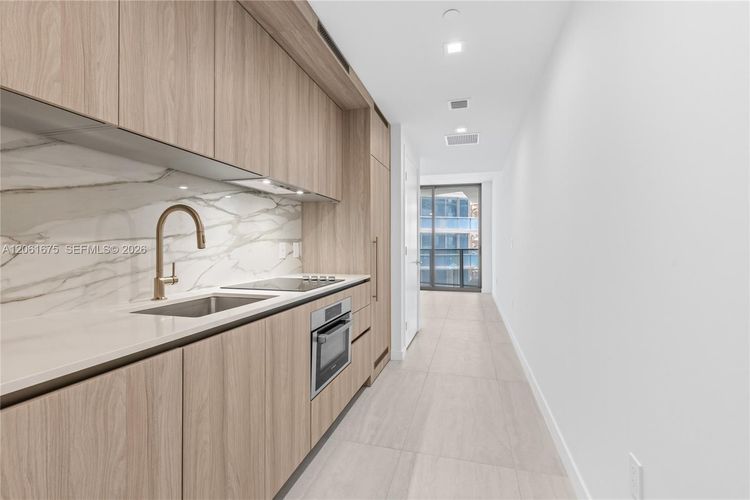 Unit 2205