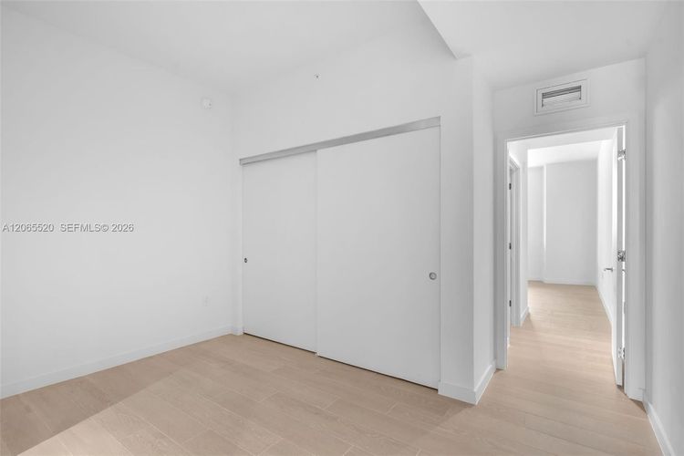 Unit 2905