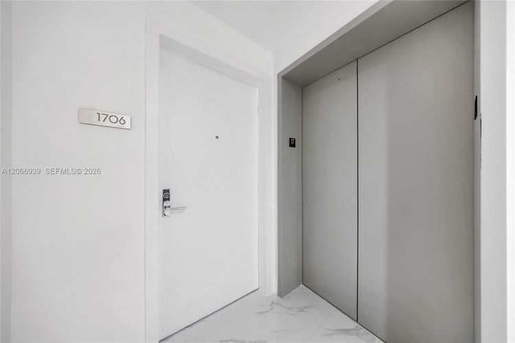 Unit 1706