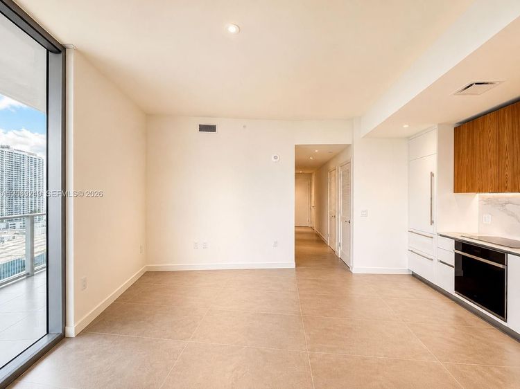 Unit 1807