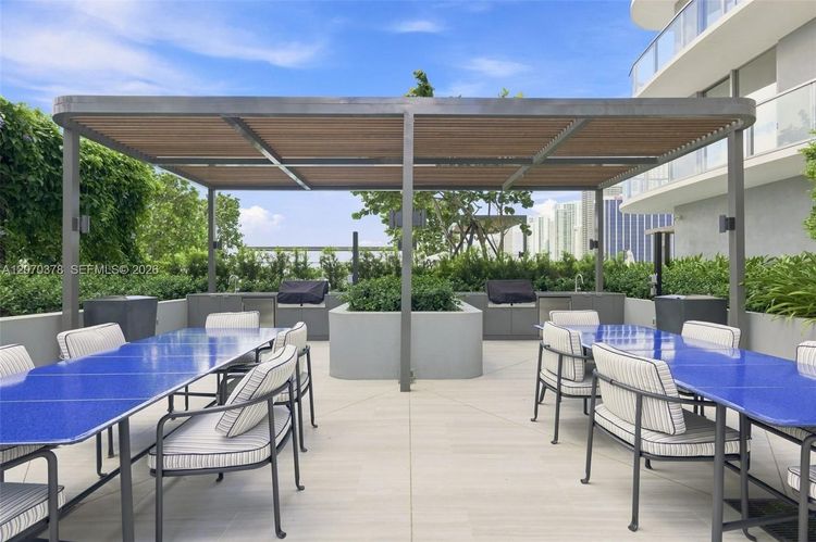 Unit 1605