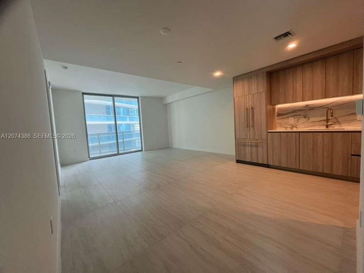 Unit 2206