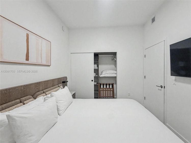Unit 2105