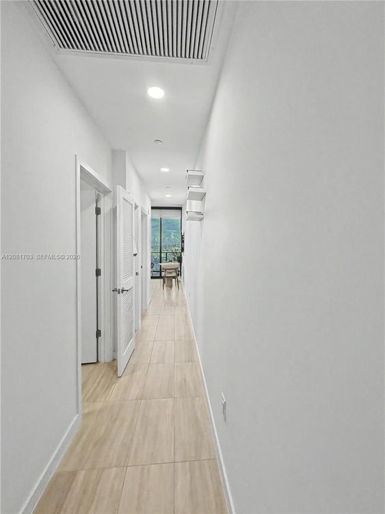 Unit 2105