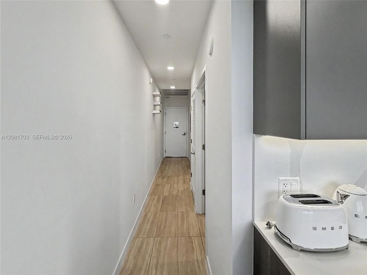 Unit 2105