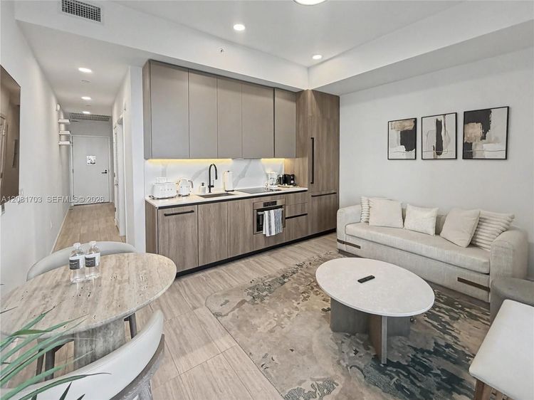 Unit 2105