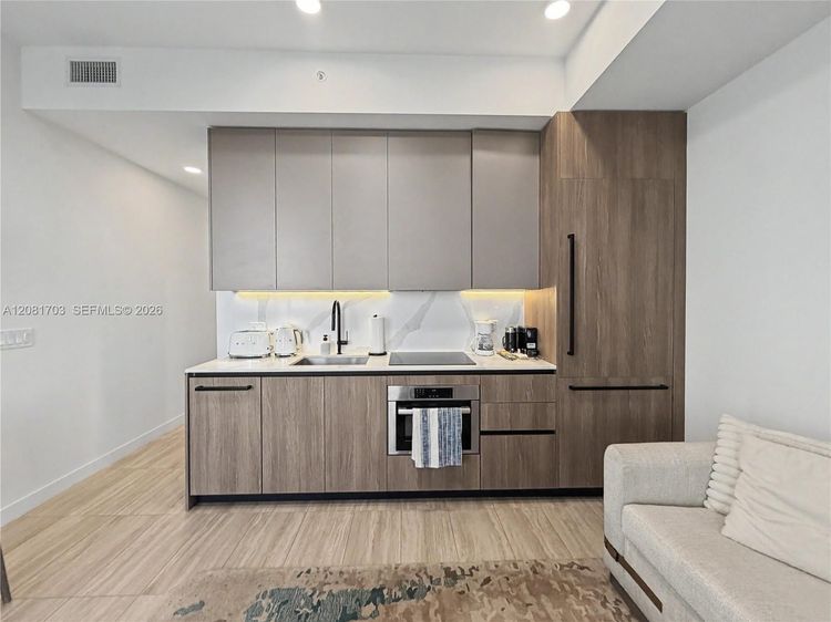 Unit 2105
