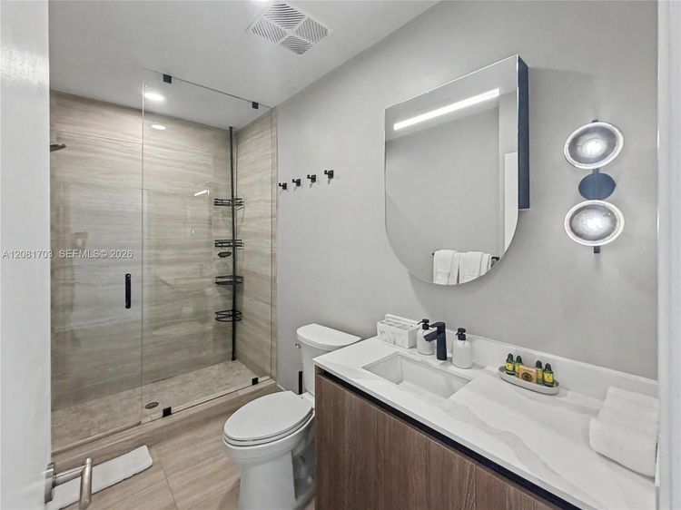 Unit 2105