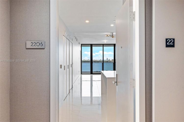 Unit 2206