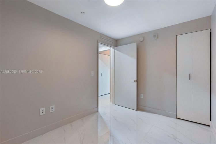 Unit 2206
