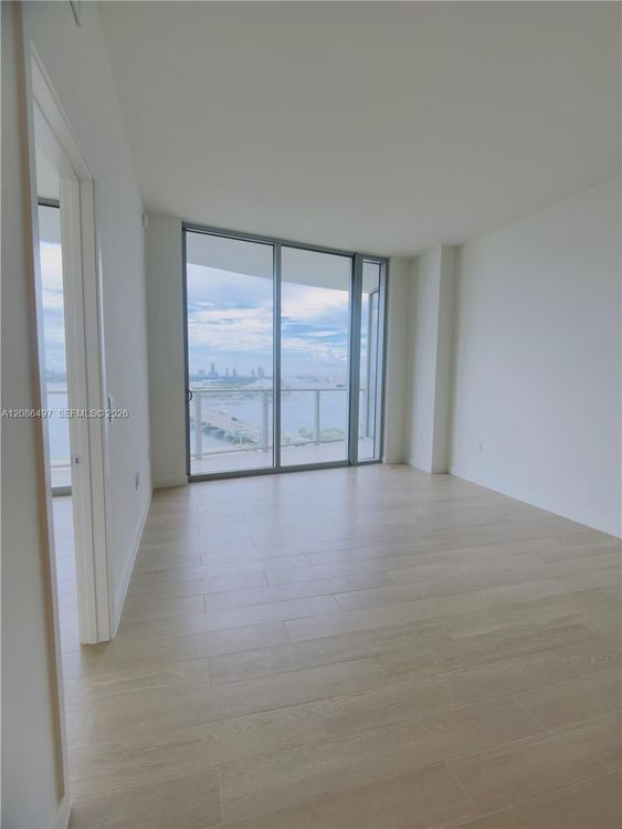 Unit 2105