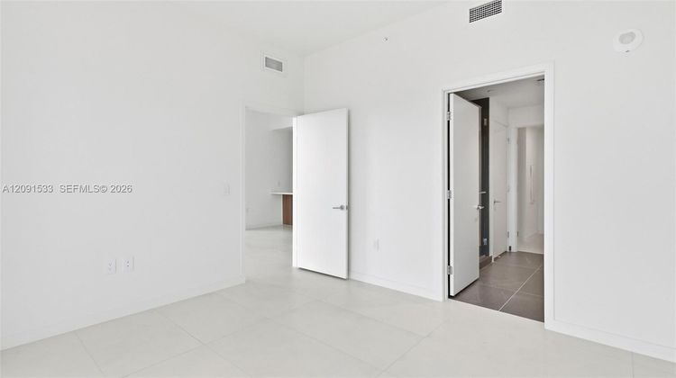 Unit 2902