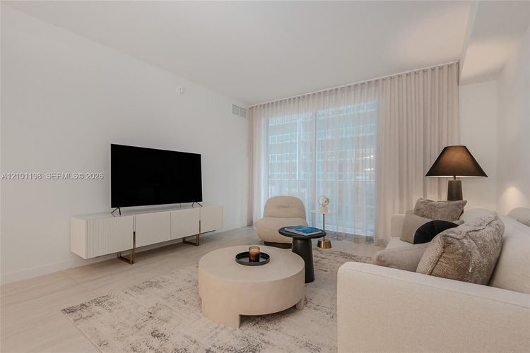 Unit 2208