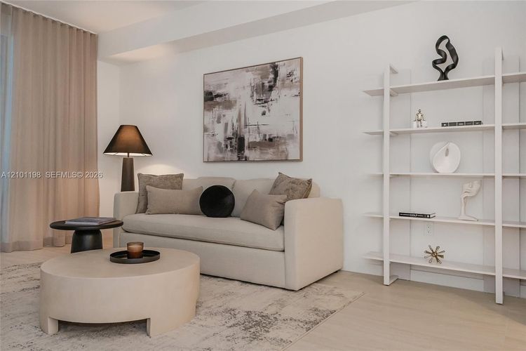 Unit 2208
