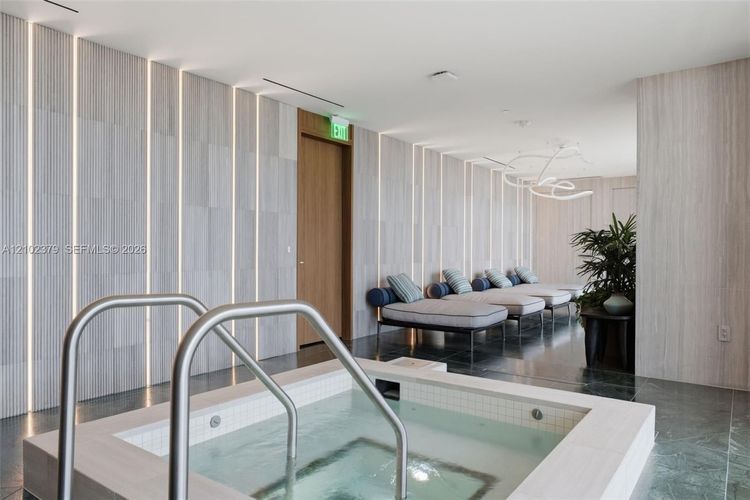Unit 3803