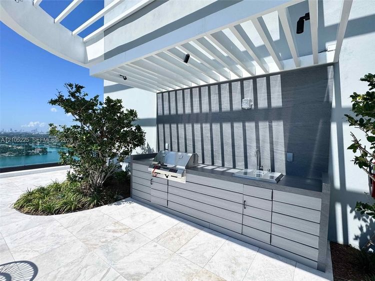 Unit 808