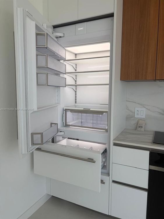 Unit 2707