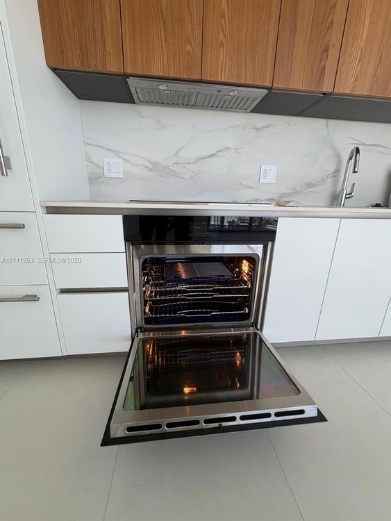 Unit 2707