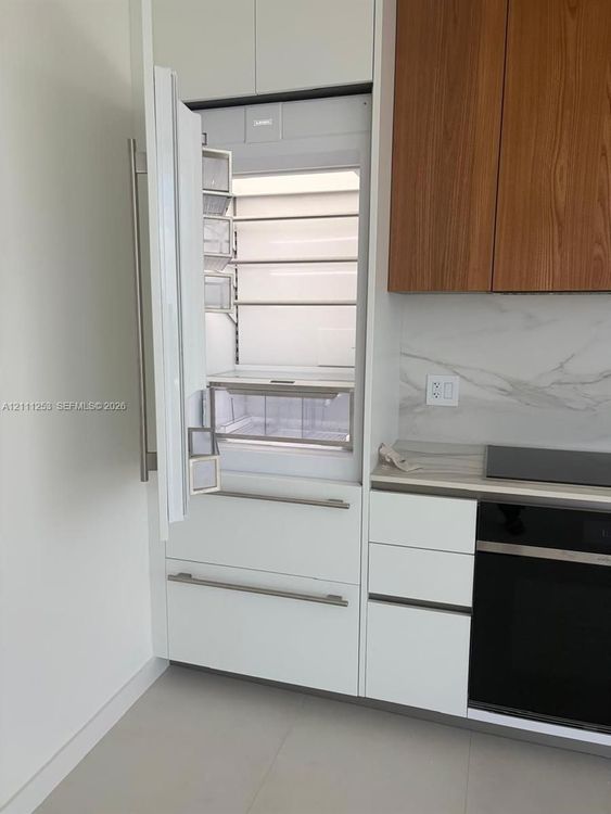 Unit 2707