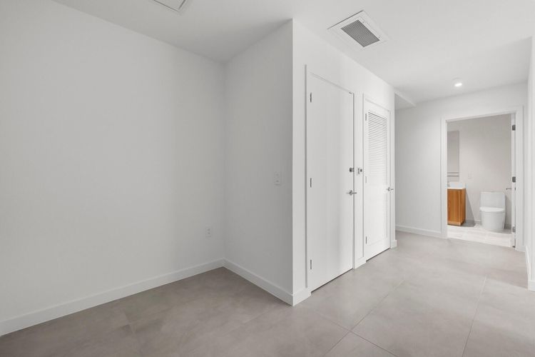 Unit 3204